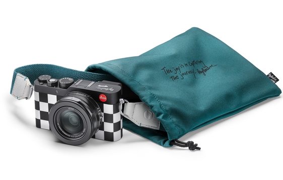 LEICA D-LUX 7 VANS X RAY BARBEE EDITION