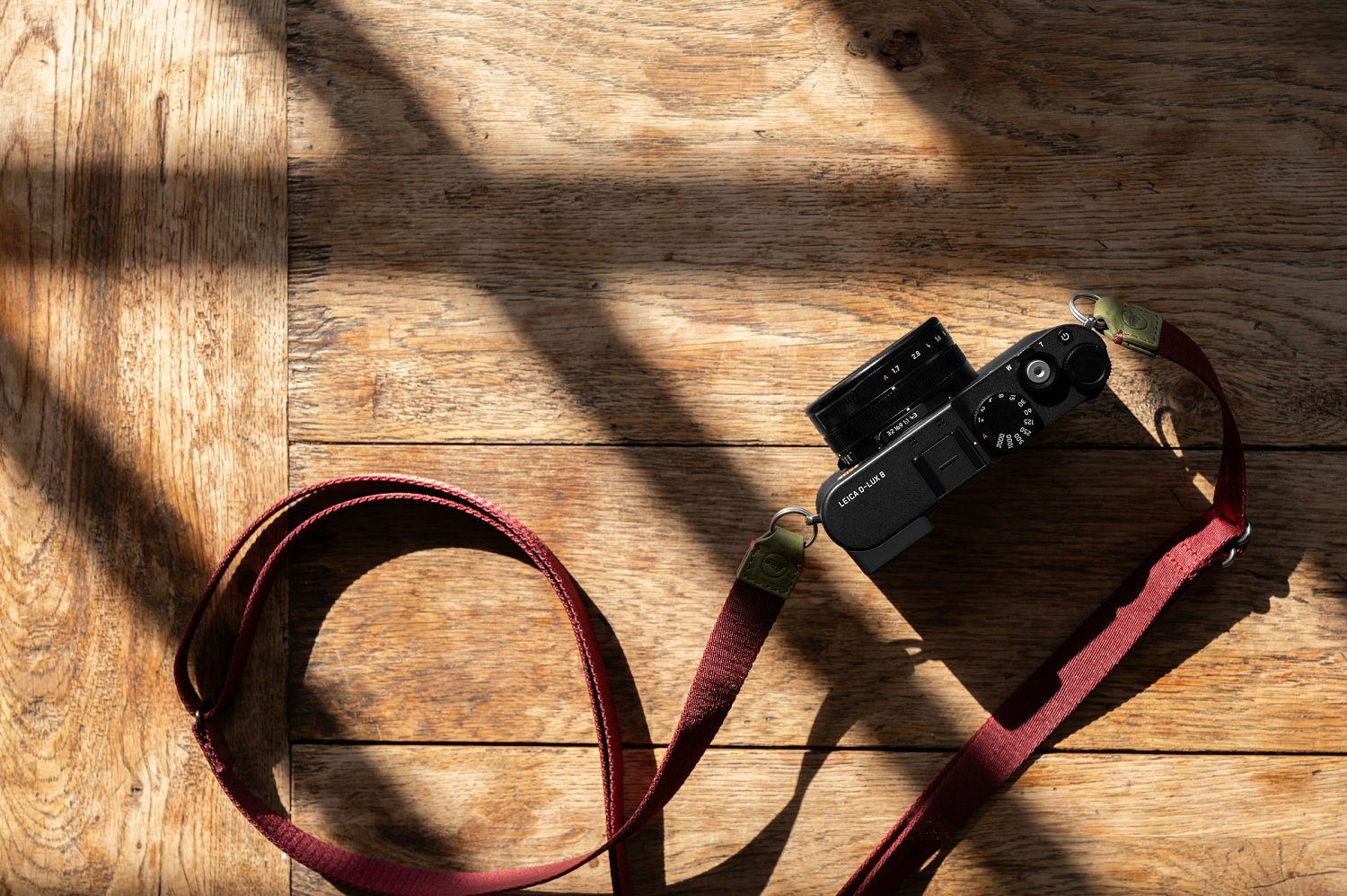 Leica D-Lux 8