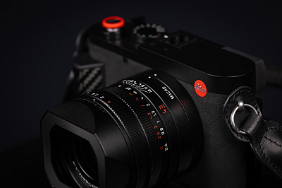 Leica Q3 43 Formula 1® Edition Leica Q3 43 Formula 1® Edition