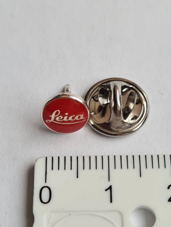 Leica logo Pin, red img 0