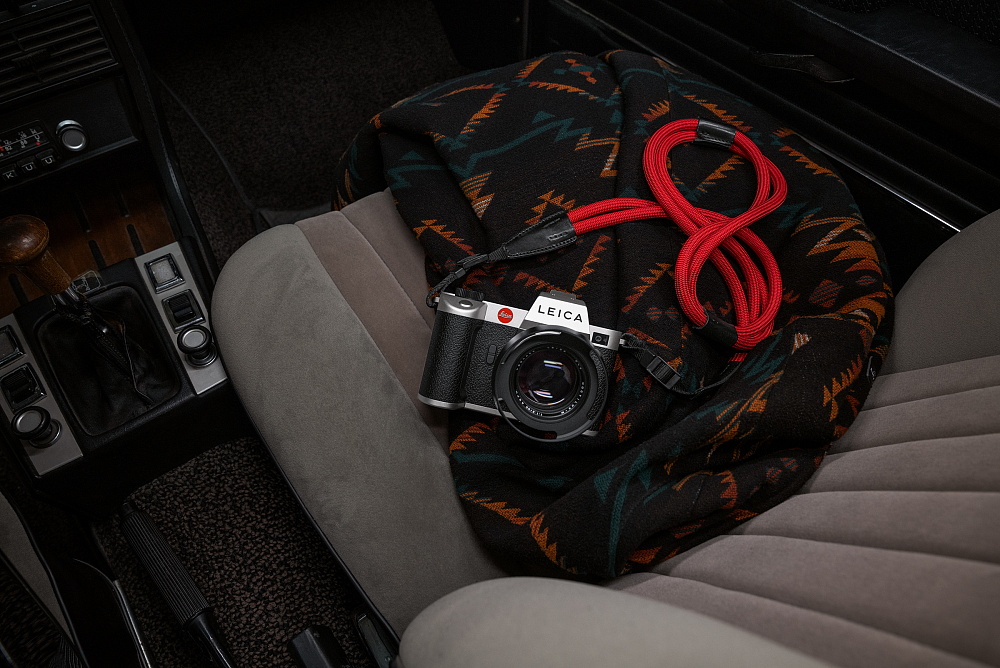 Leica SL2 silver anodized